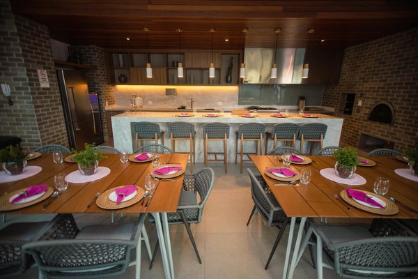 Which Type of Filter is Most Effective for Range Hood Exhaust?