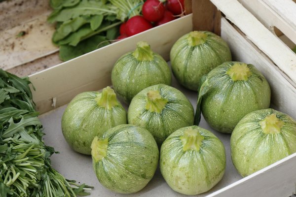 Creating the ideal café: a guide to designing a beautifully functional space